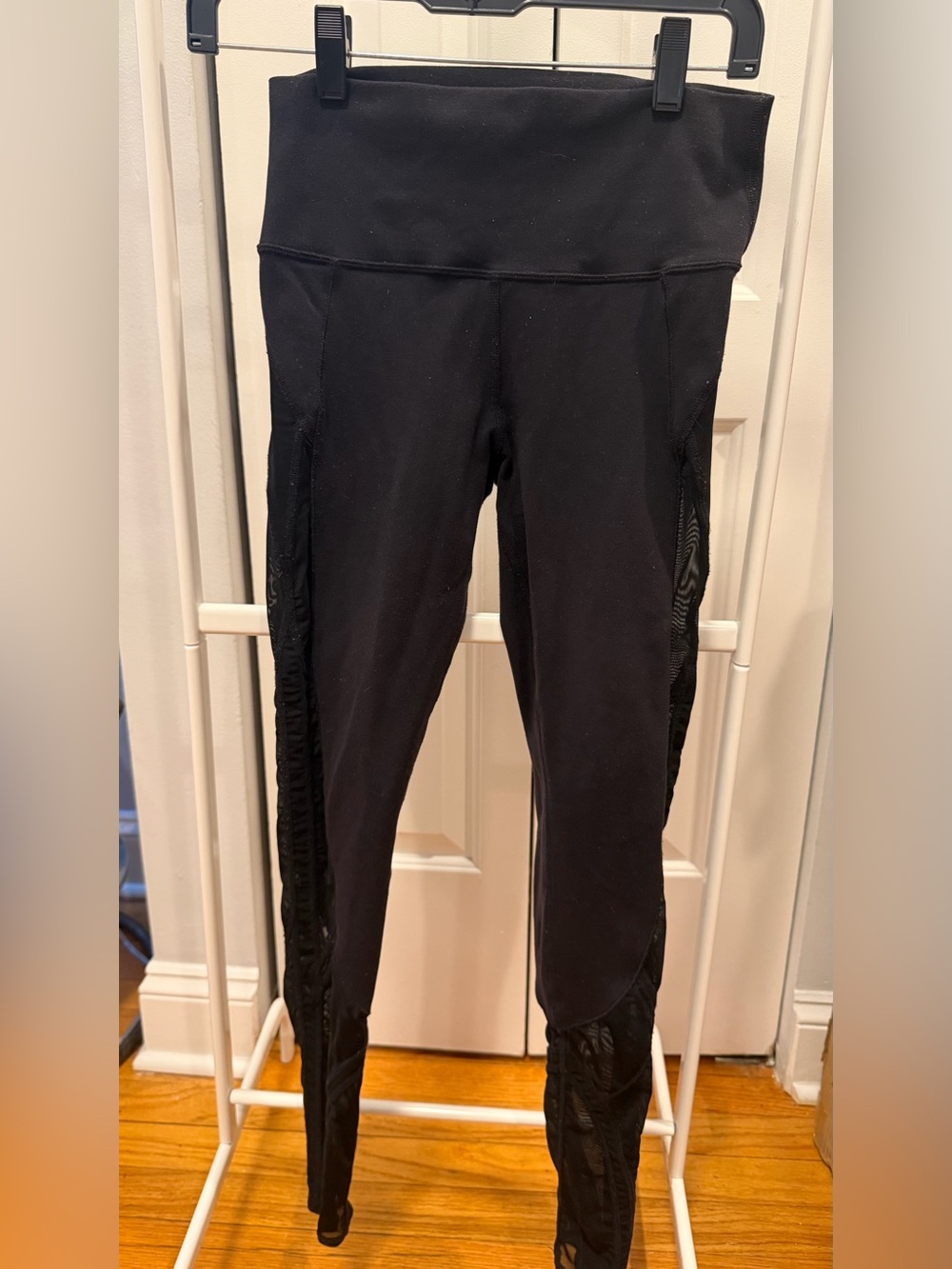 Alo Yoga Black High-Waist Coast Mesh Leggings Small